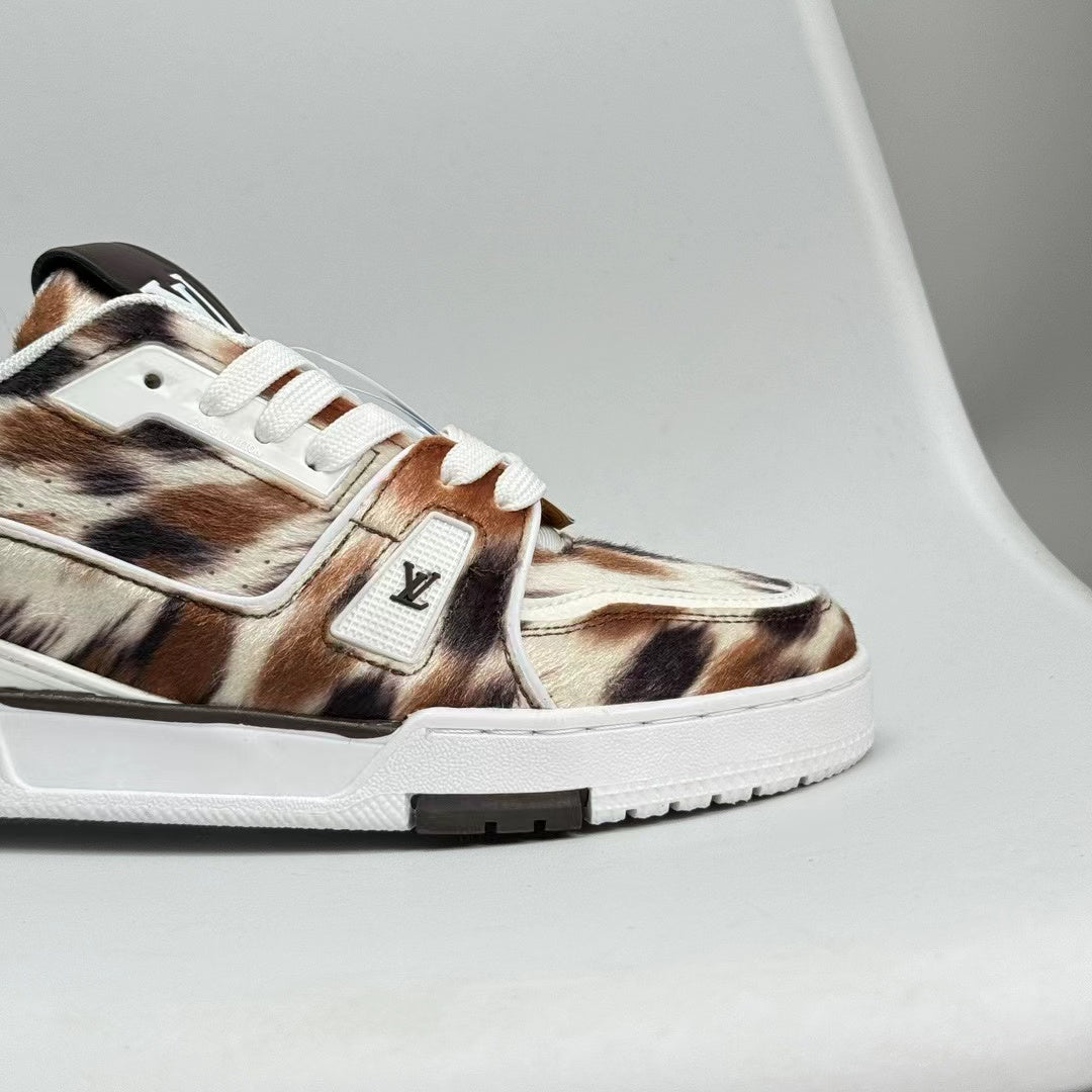 LV Trainers #54 Mule Marron