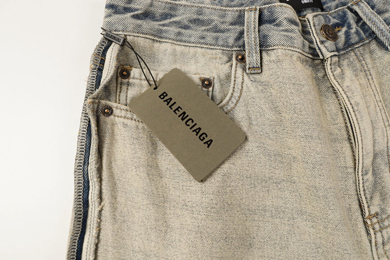 Balenciaga Logo-patch Faded Tapered Jeans In Blau